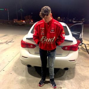 Meet your Posher, Garrett